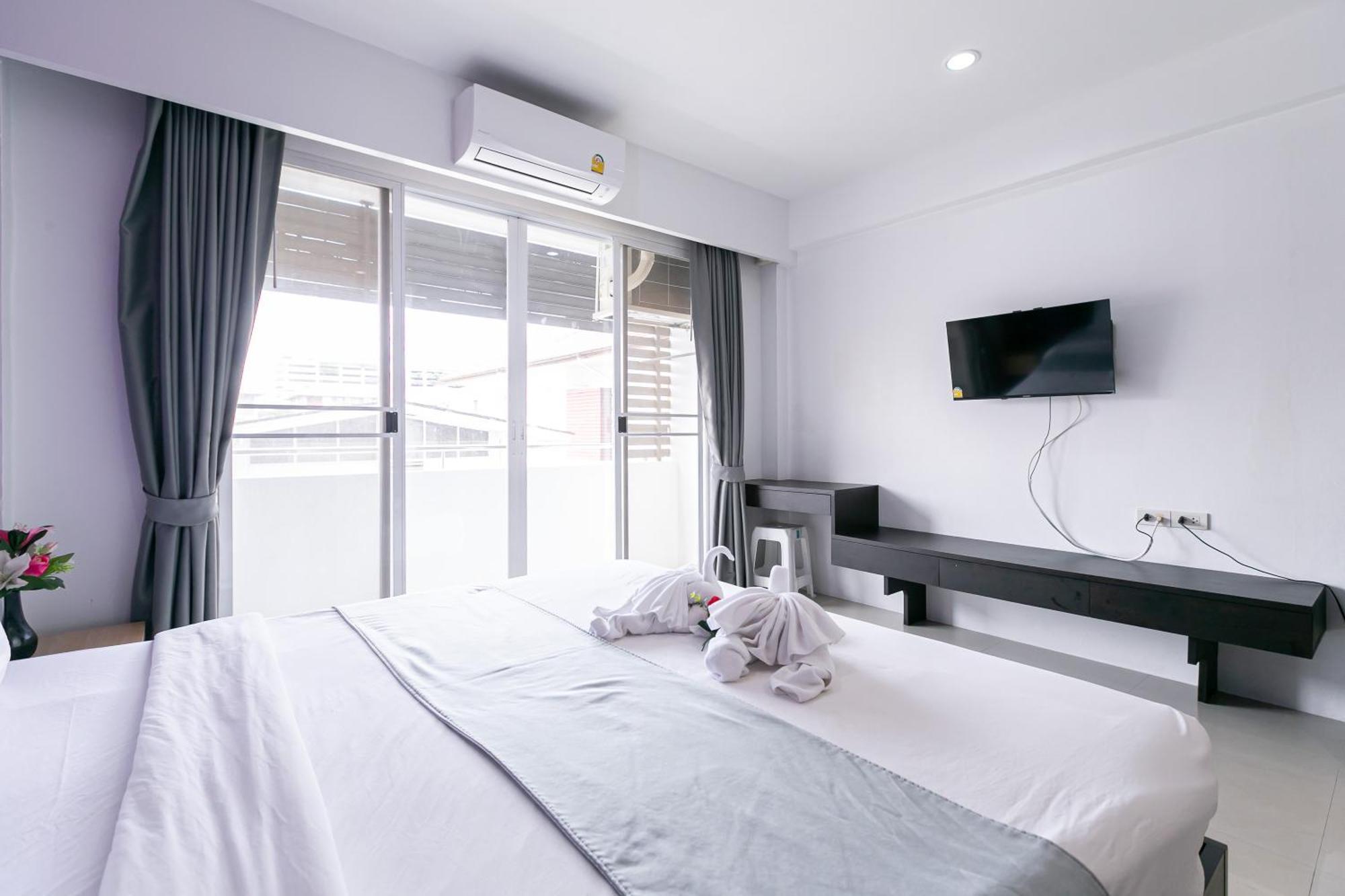 Ruan Plaisoi Apartment Bangkok Buitenkant foto