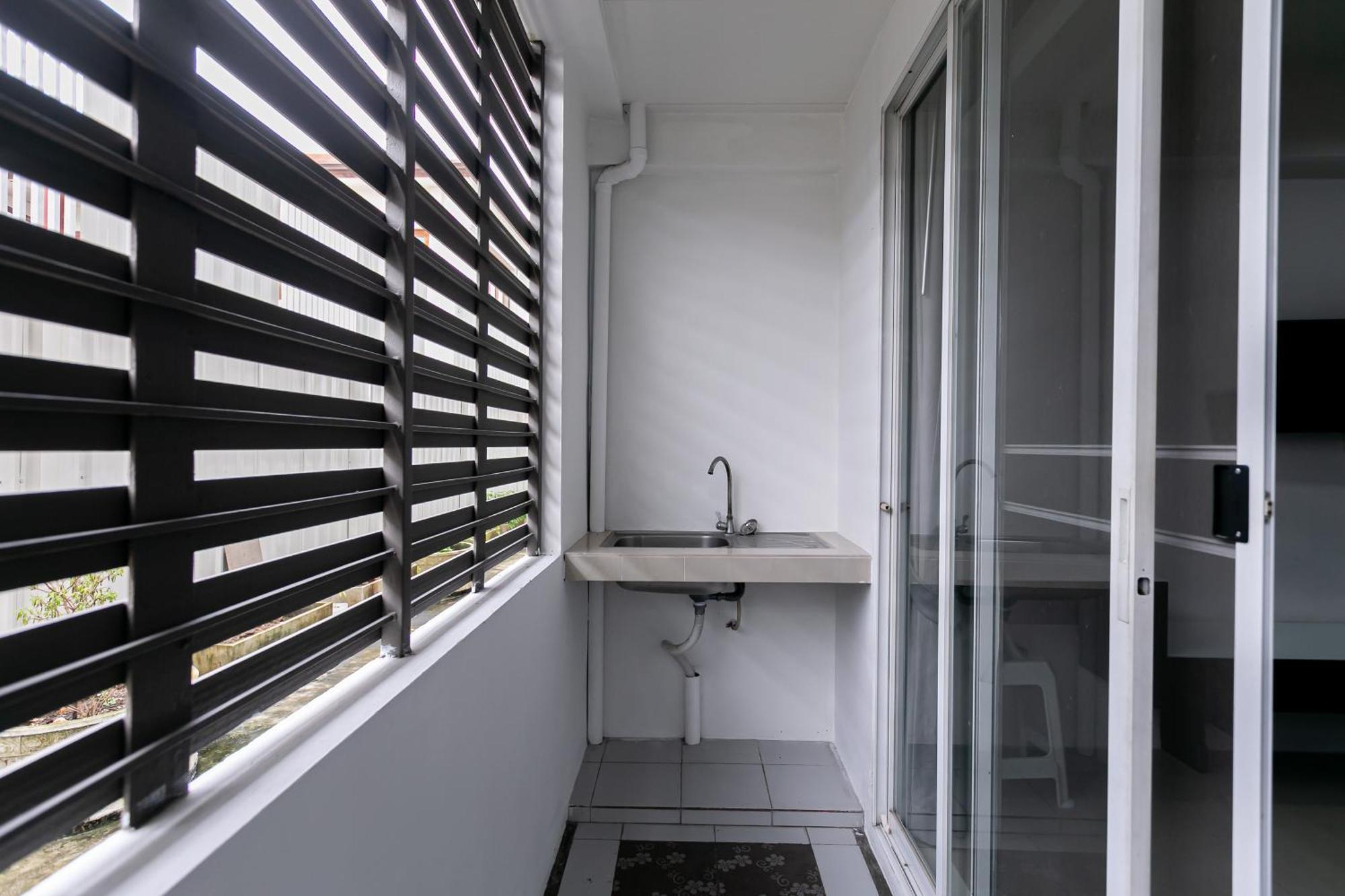 Ruan Plaisoi Apartment Bangkok Buitenkant foto